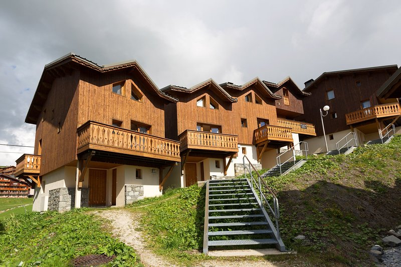 Location d’un chalet : Et si vous alliez dans les Alpes ?